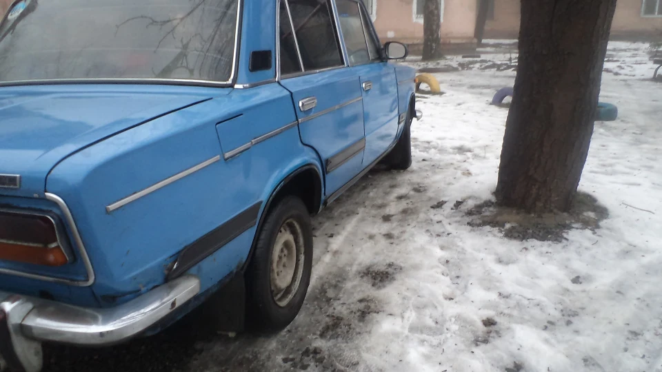 Lada 2103 4