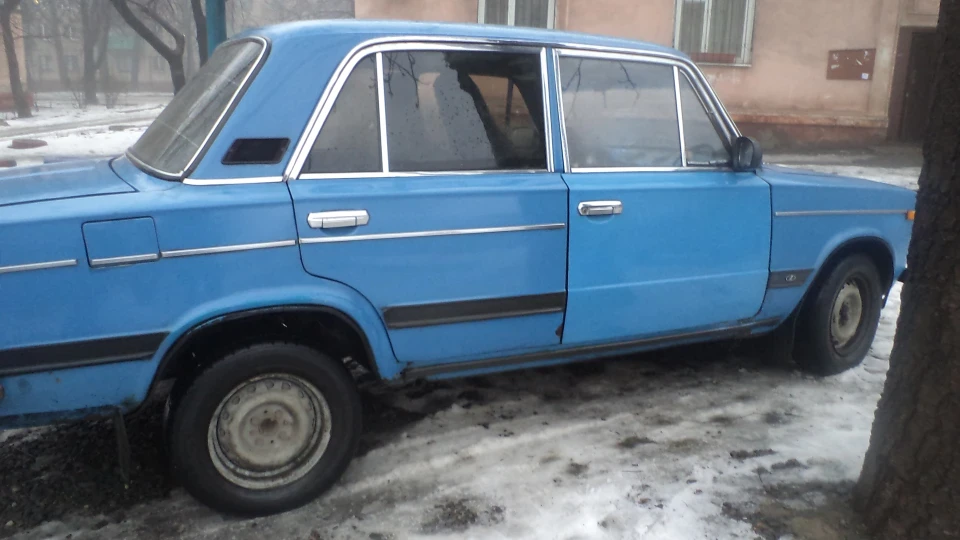 Lada 2103 5