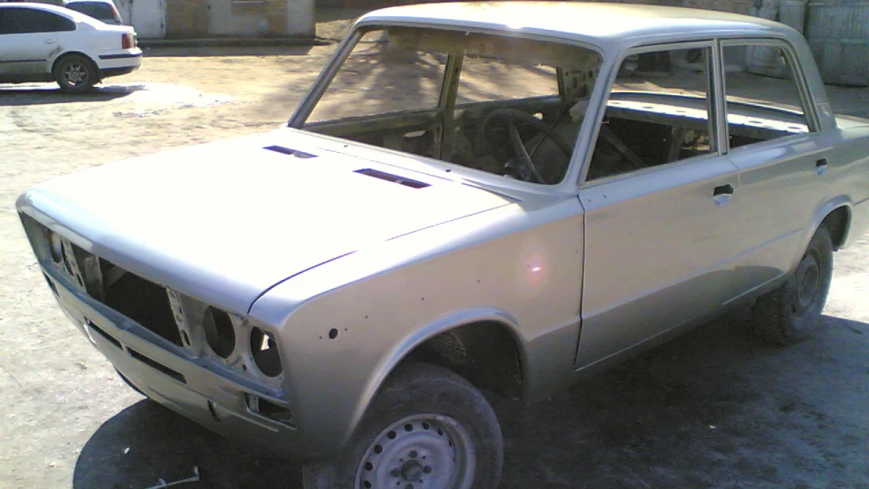 Lada 2103 5