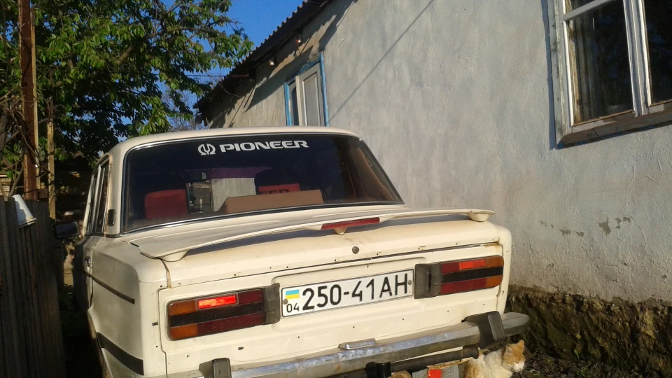 Lada 2103