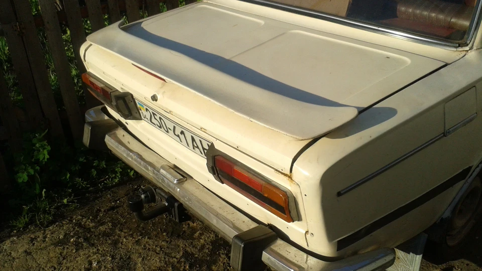Lada 2103 2