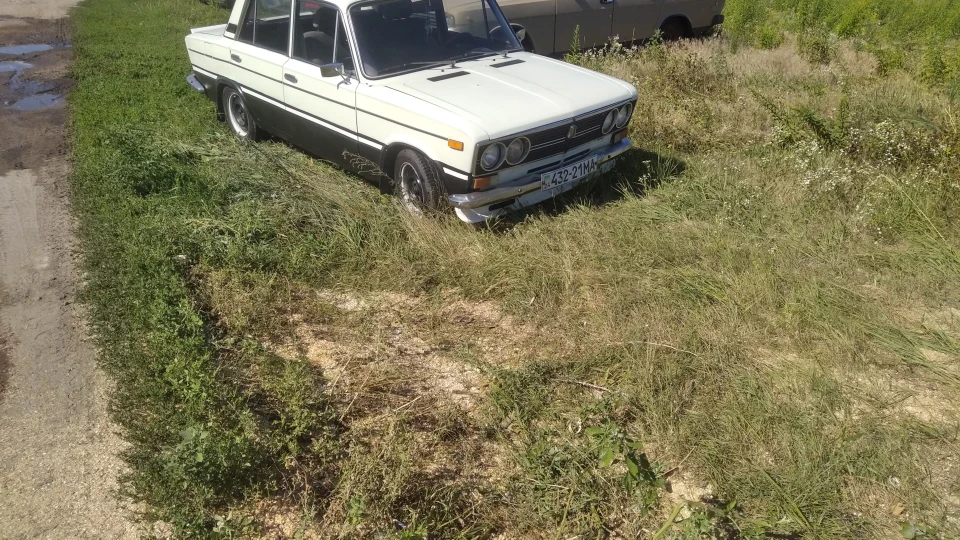 Lada 2103 2