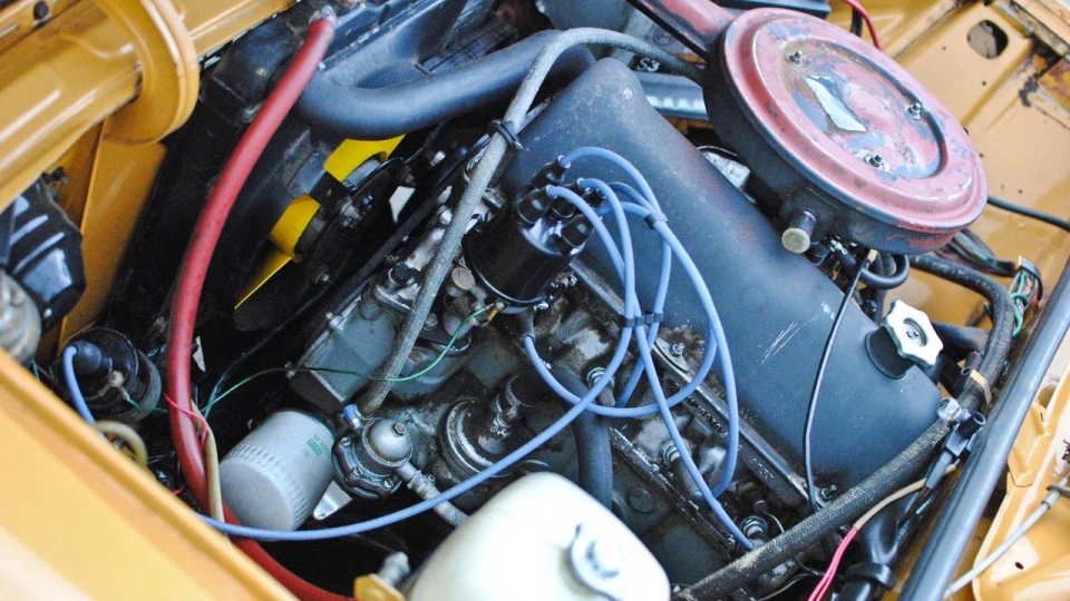 Lada 2103 5