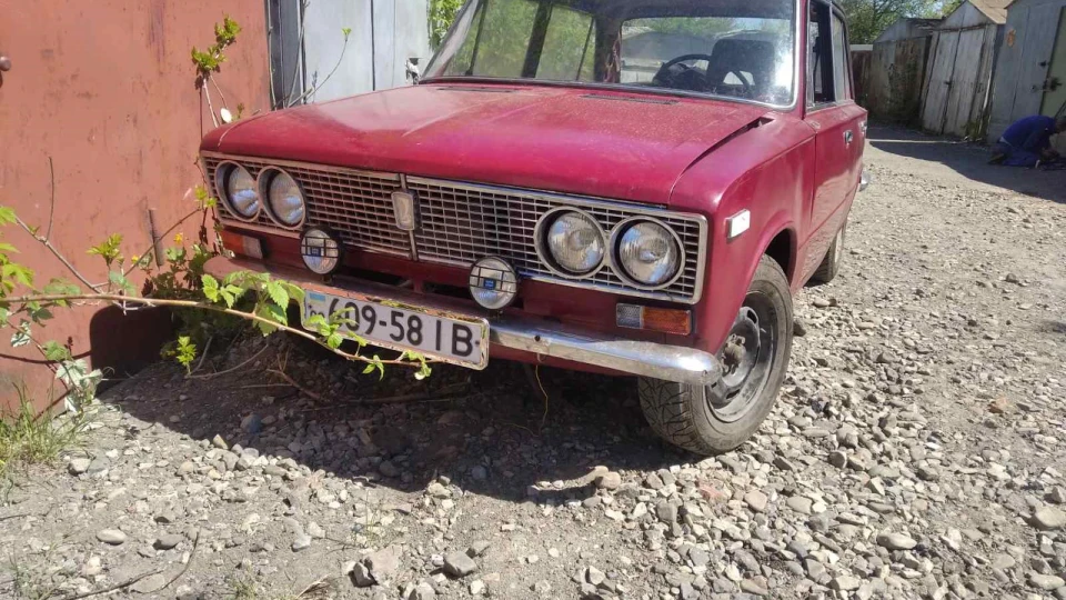 Lada 2103 2