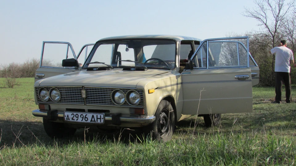Lada 2103 2