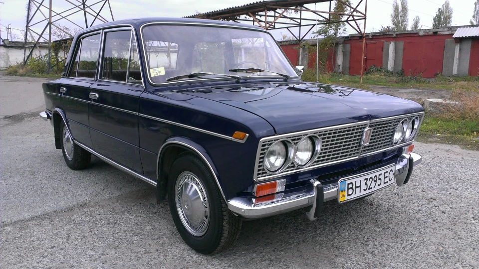 Lada 2103 2