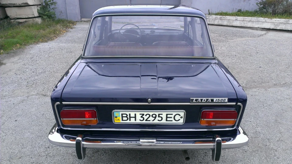 Lada 2103 5
