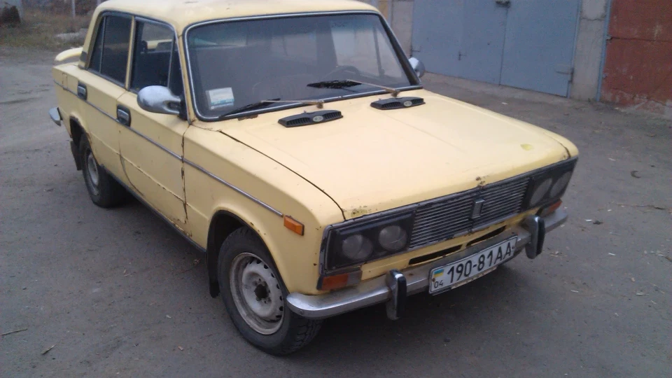 Lada 2103 2