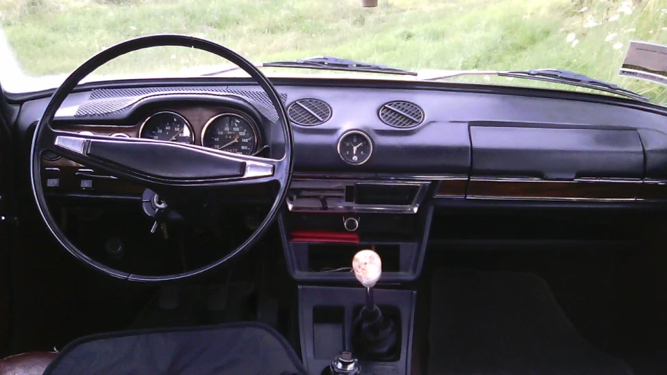 Lada 2103 2