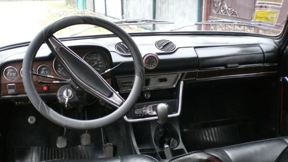 Lada 2103 3