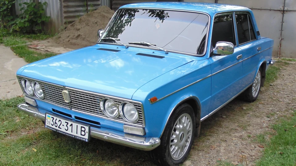 Lada 2103 2