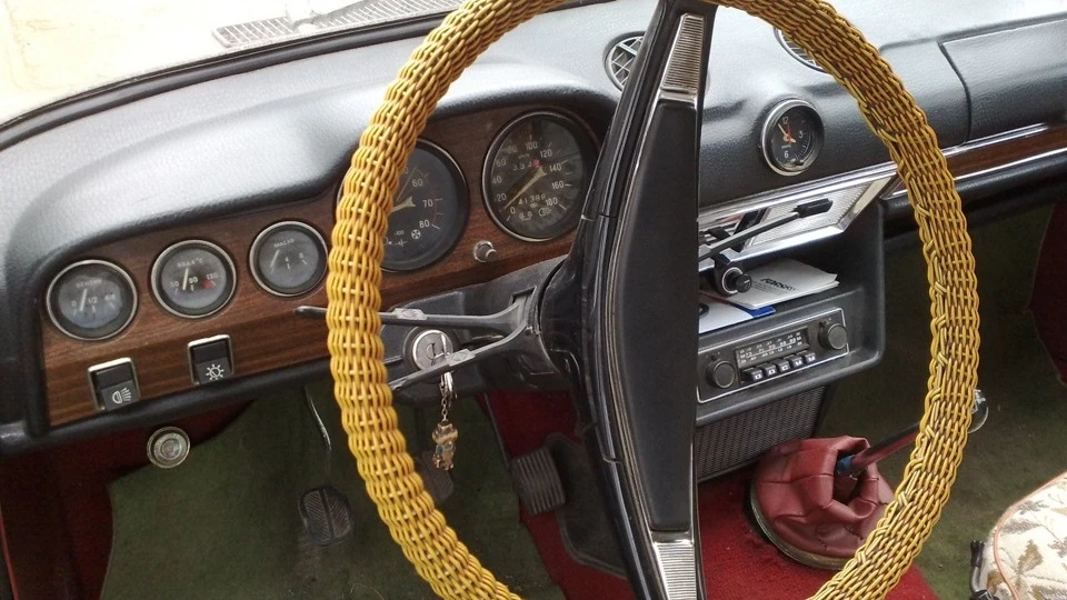 Lada 2103 5
