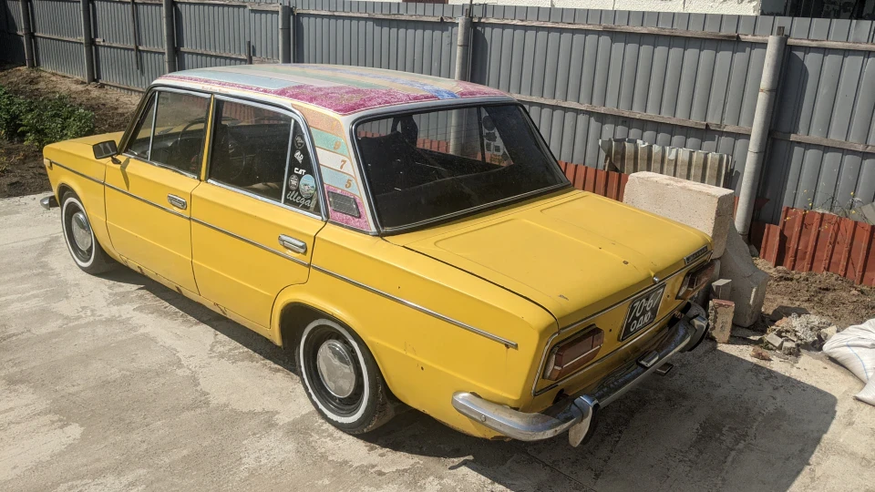 Lada 2103 3