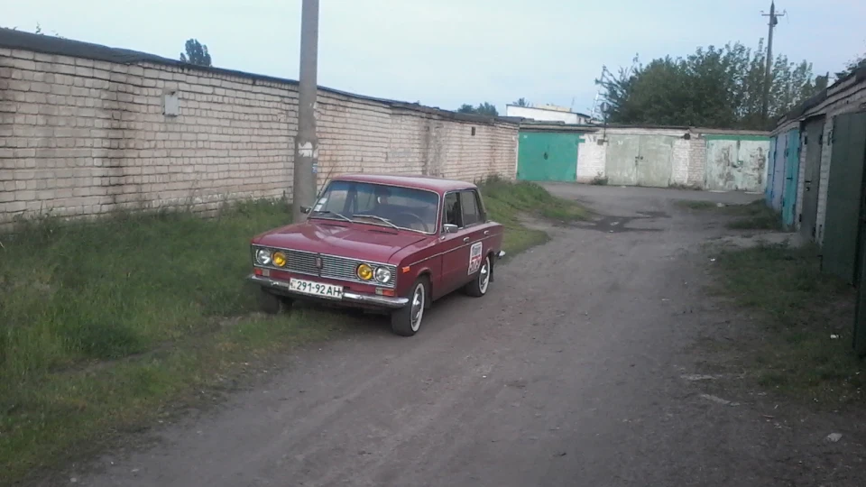 Lada 2103 5