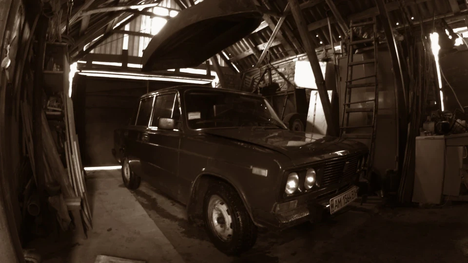 Lada 2103 2