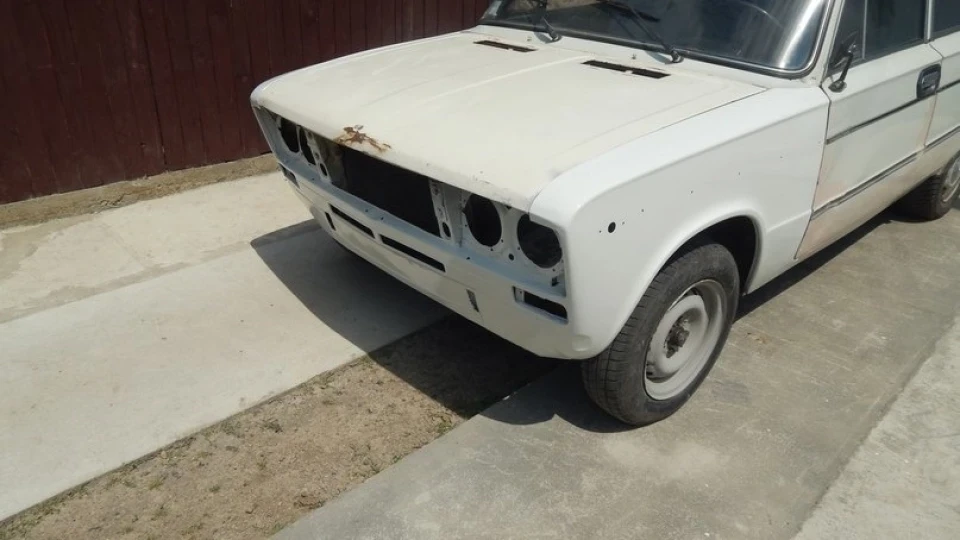 Lada 2103 5