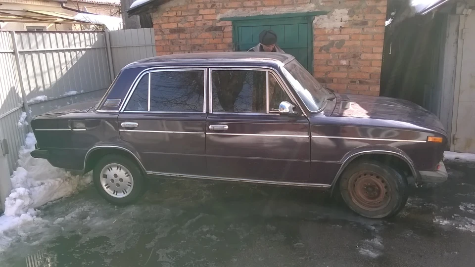 Lada 2103 2