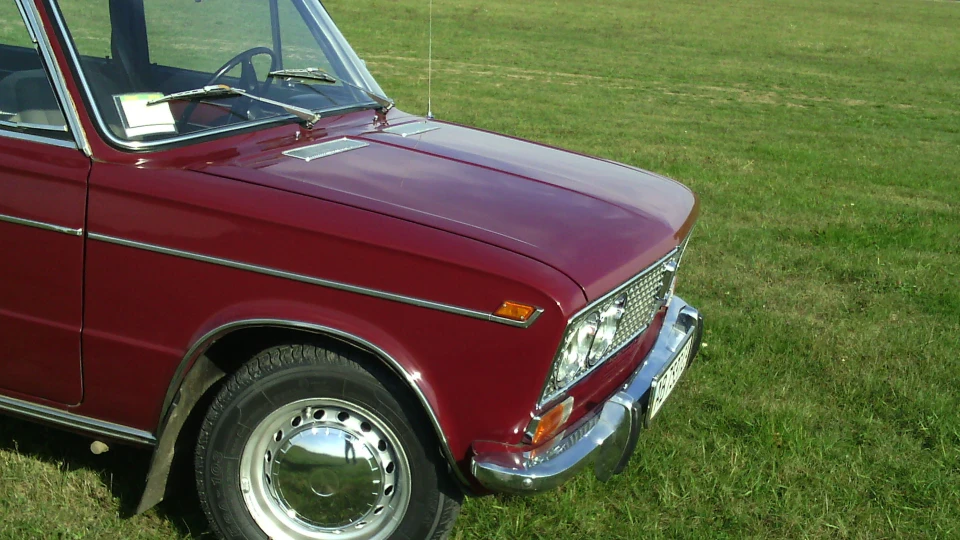 Lada 2103 2