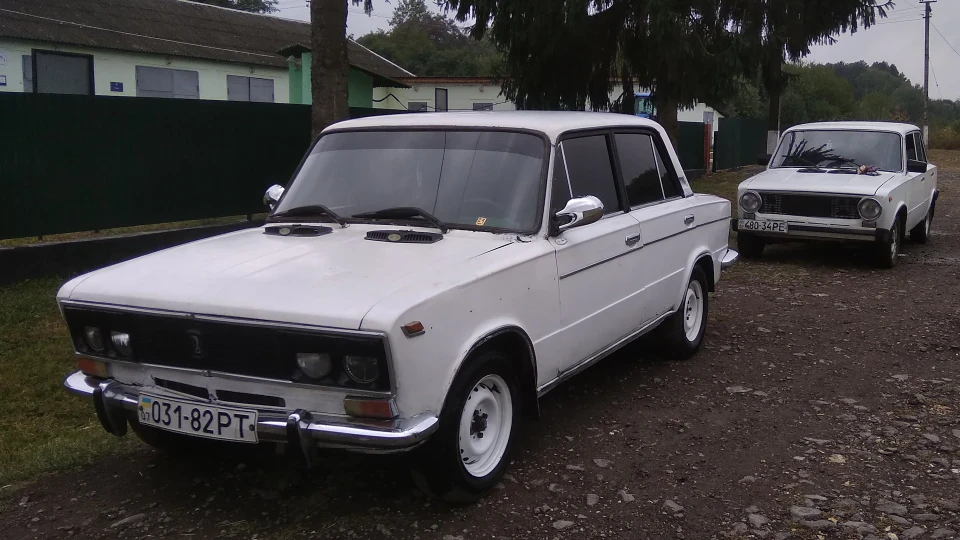 Lada 2103 2