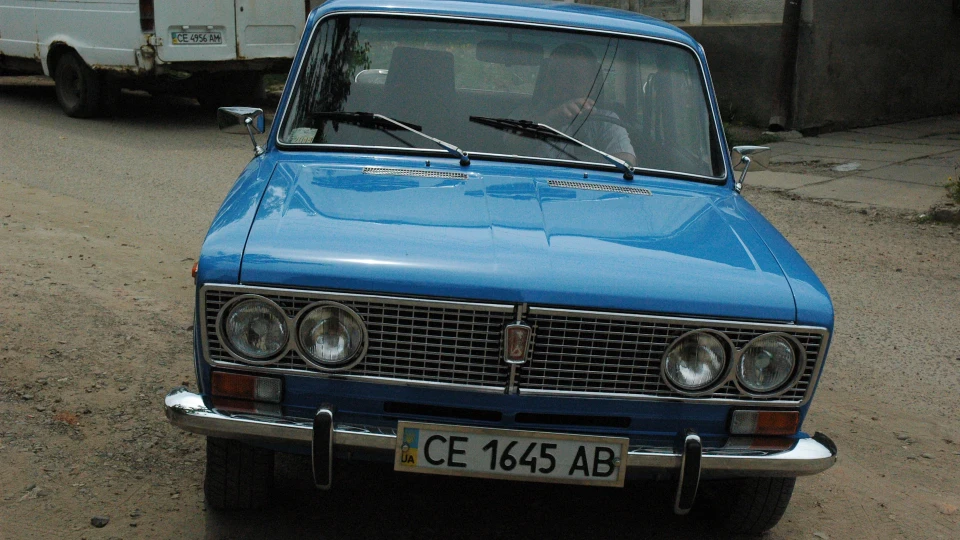 Lada 2103