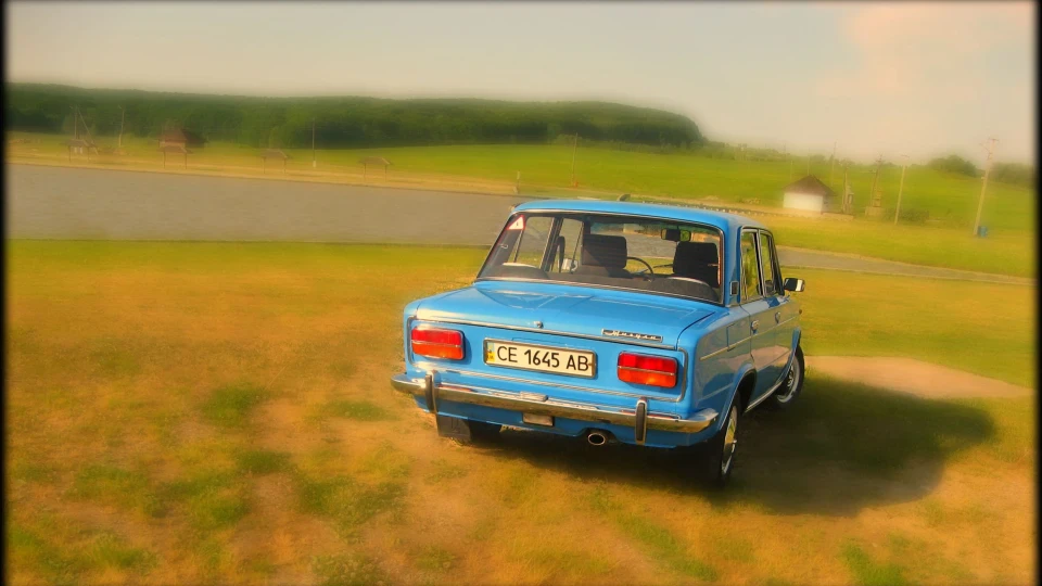 Lada 2103 3