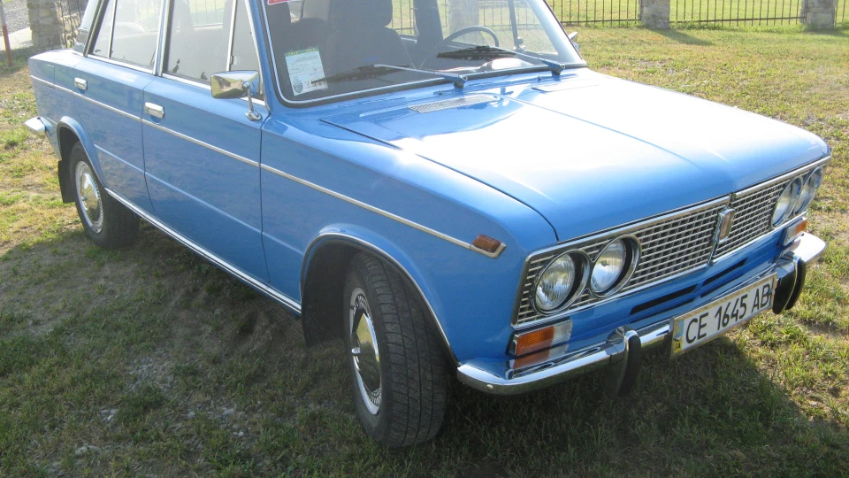 Lada 2103 5