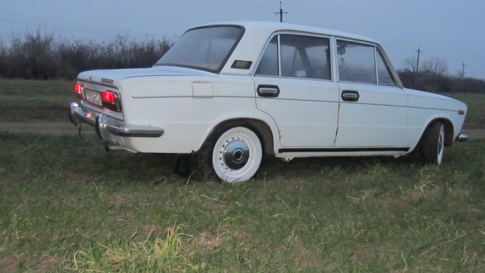 Lada 2103 5