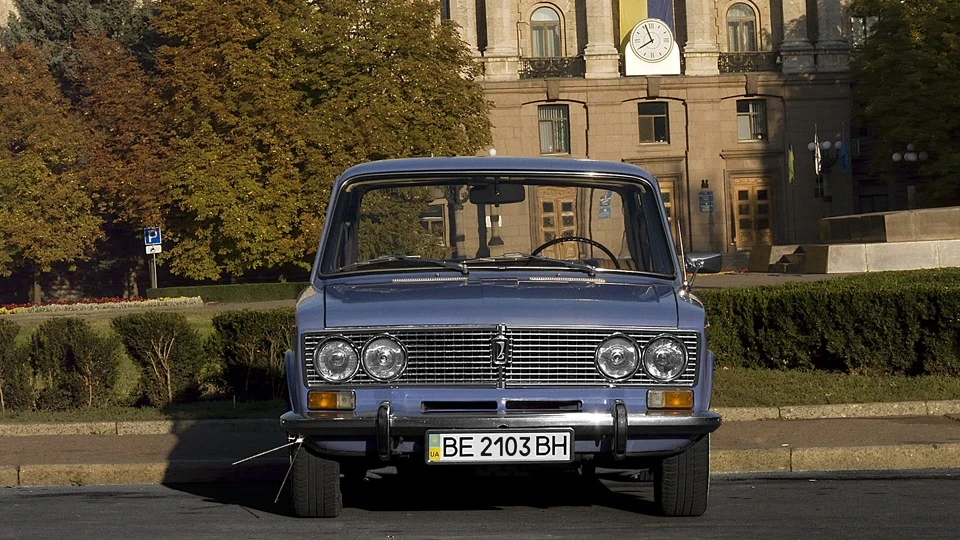 Lada 2103 2