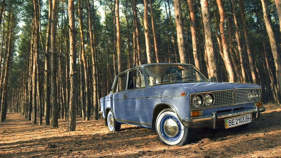 Lada 2103 5