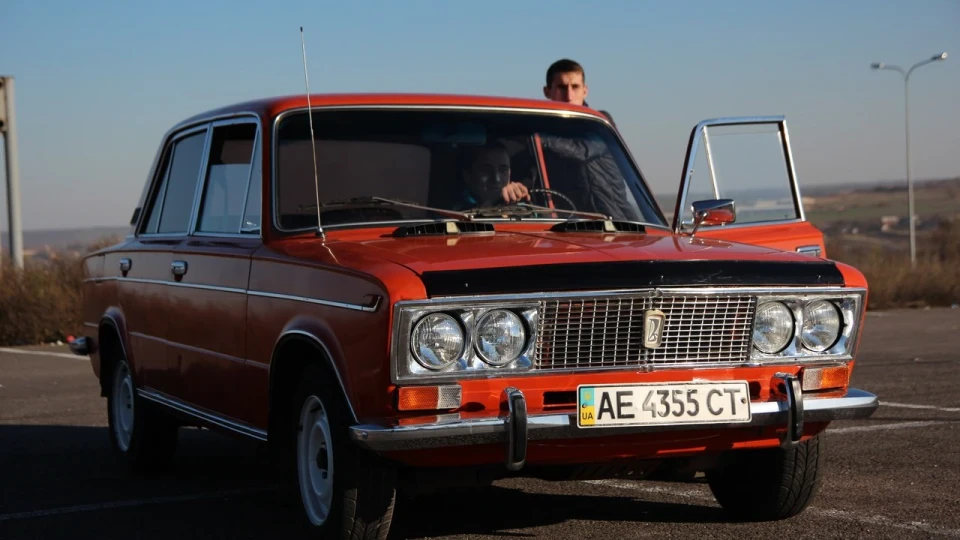 Lada 2103 3