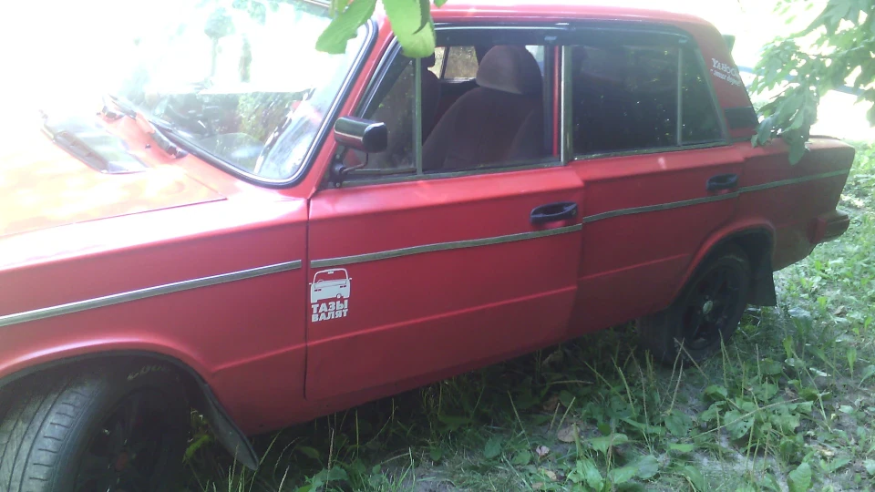 Lada 2103 5