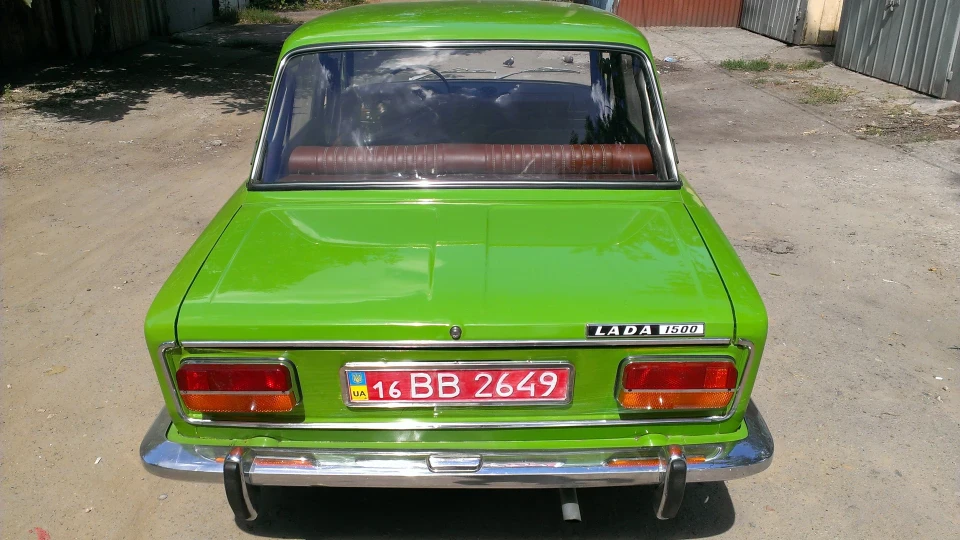 Lada 2103 5