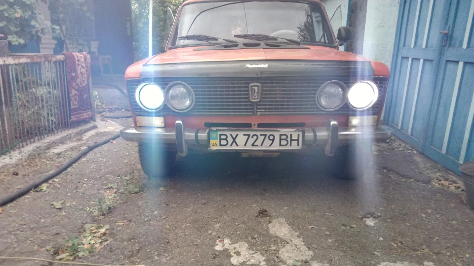 Lada 2103 3