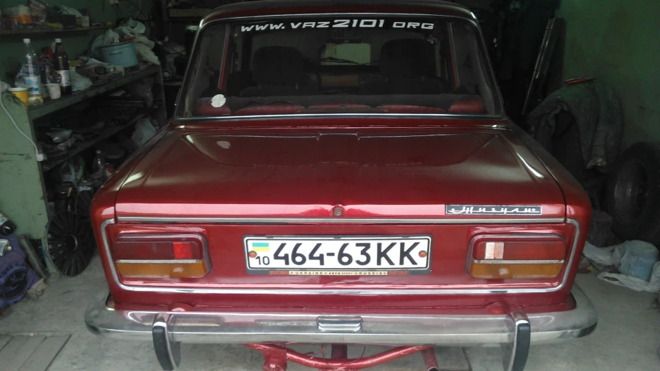 Lada 2103 4
