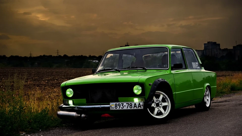 Lada 2103 2