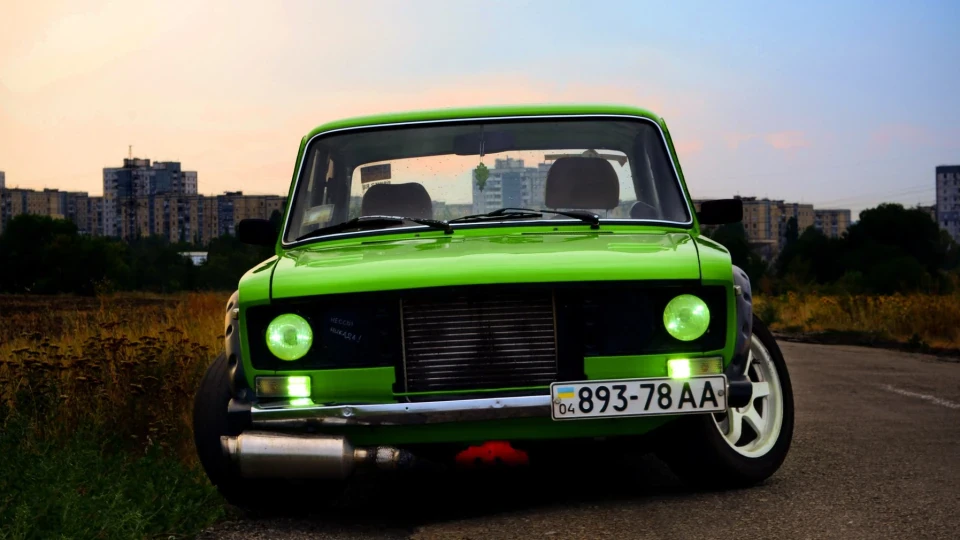 Lada 2103 5