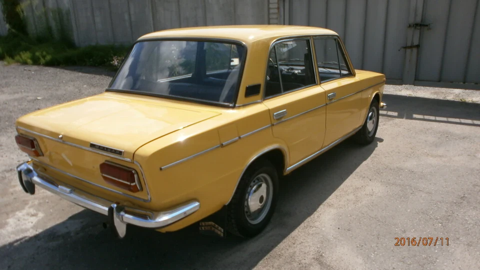 Lada 2103