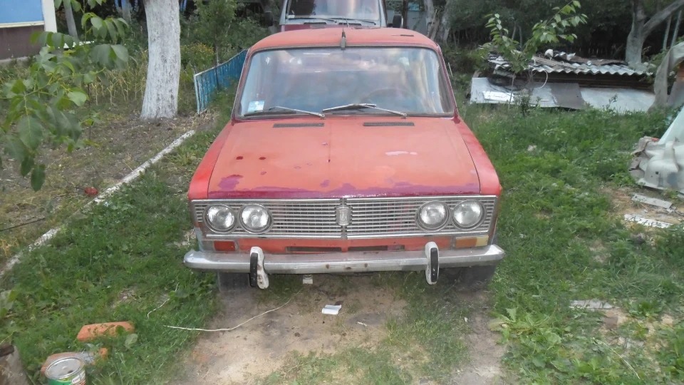 Lada 2103 4