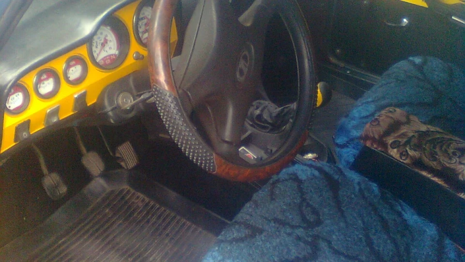 Lada 2103 2