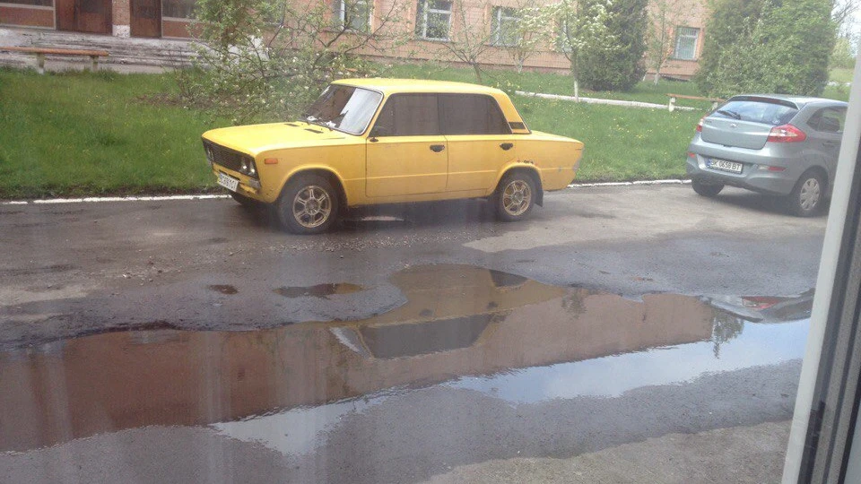 Lada 2103 4