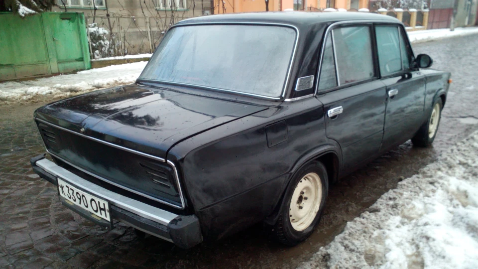 Lada 2103 4