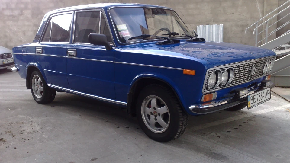 Lada 2103 2