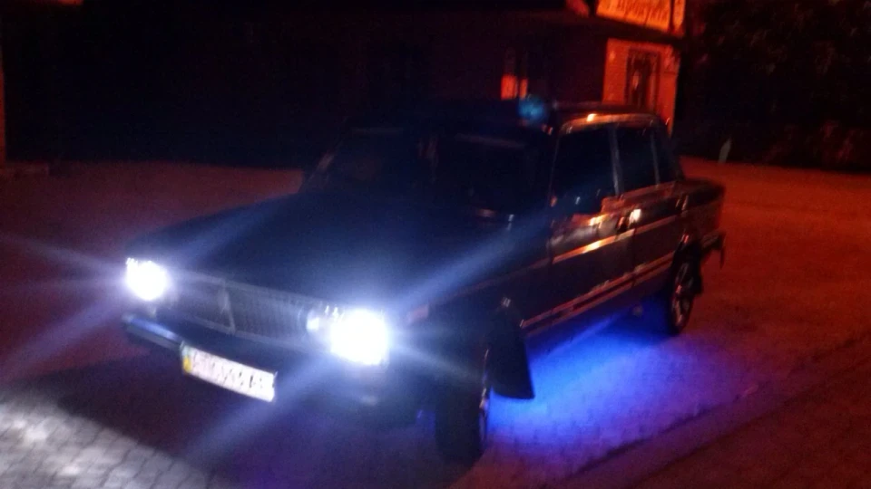Lada 2103 3