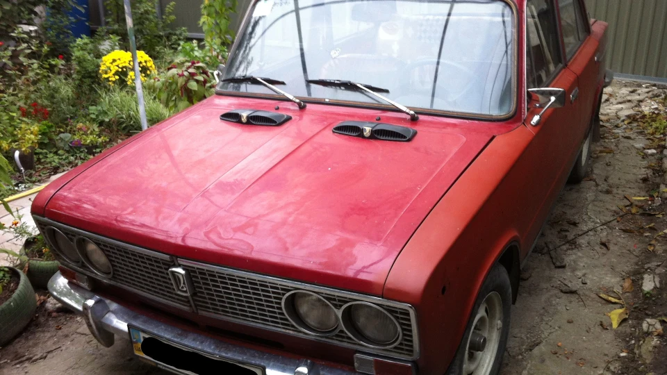 Lada 2103 3