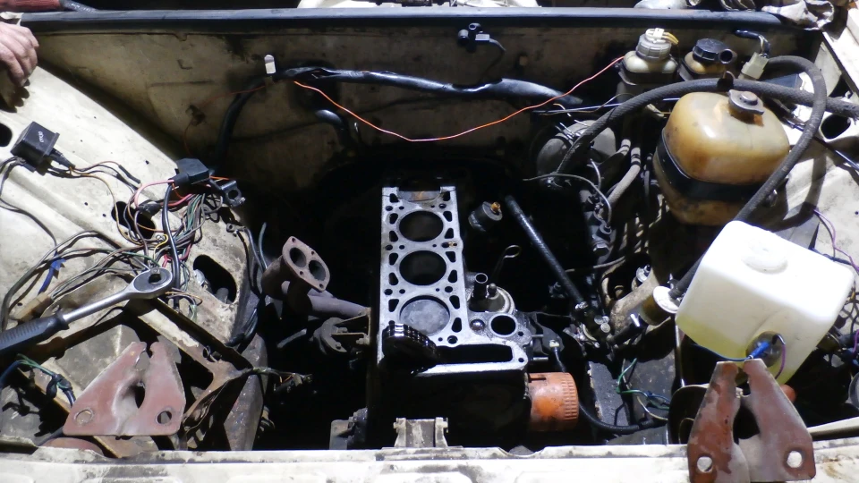 Lada 2103 5