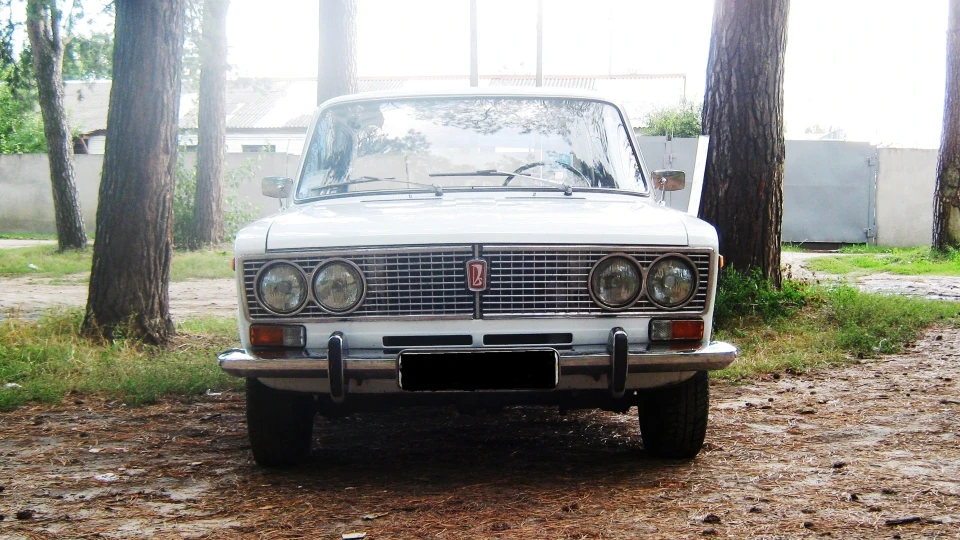 Lada 2103 2