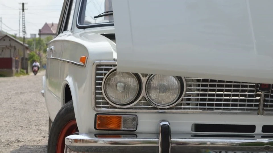 Lada 2103 2
