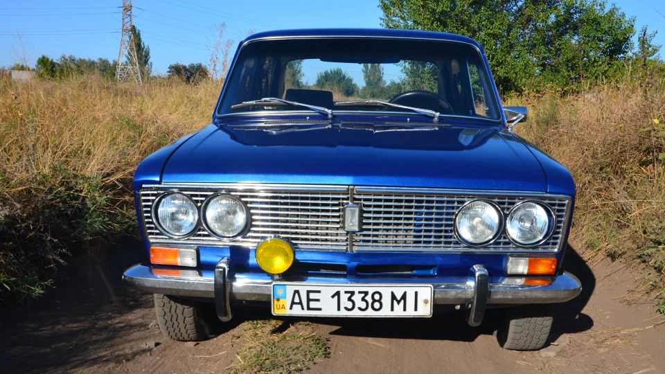 Lada 2103 5