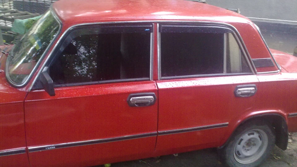 Lada 2103 2