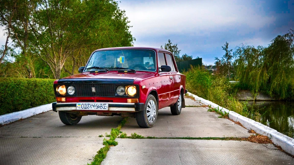 Lada 2103 5
